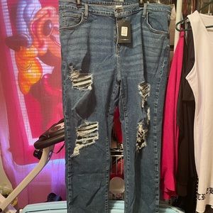 Ladies Fashion Nova blue jeans size 16 very nice